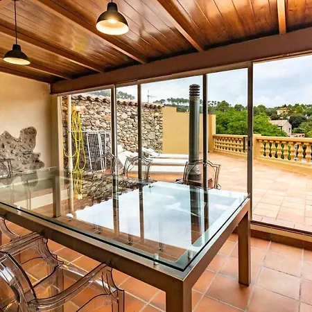 Dom wakacyjny Boadella Rustic Casa Rural En El Alt Emporda *