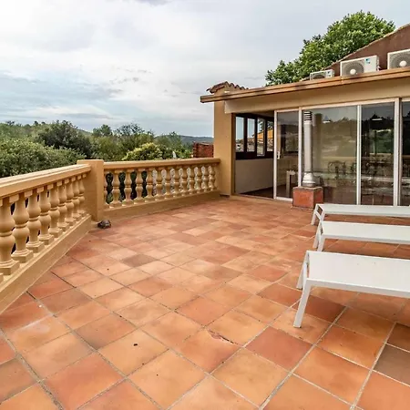 Dom wakacyjny Boadella Rustic Casa Rural En El Alt Emporda